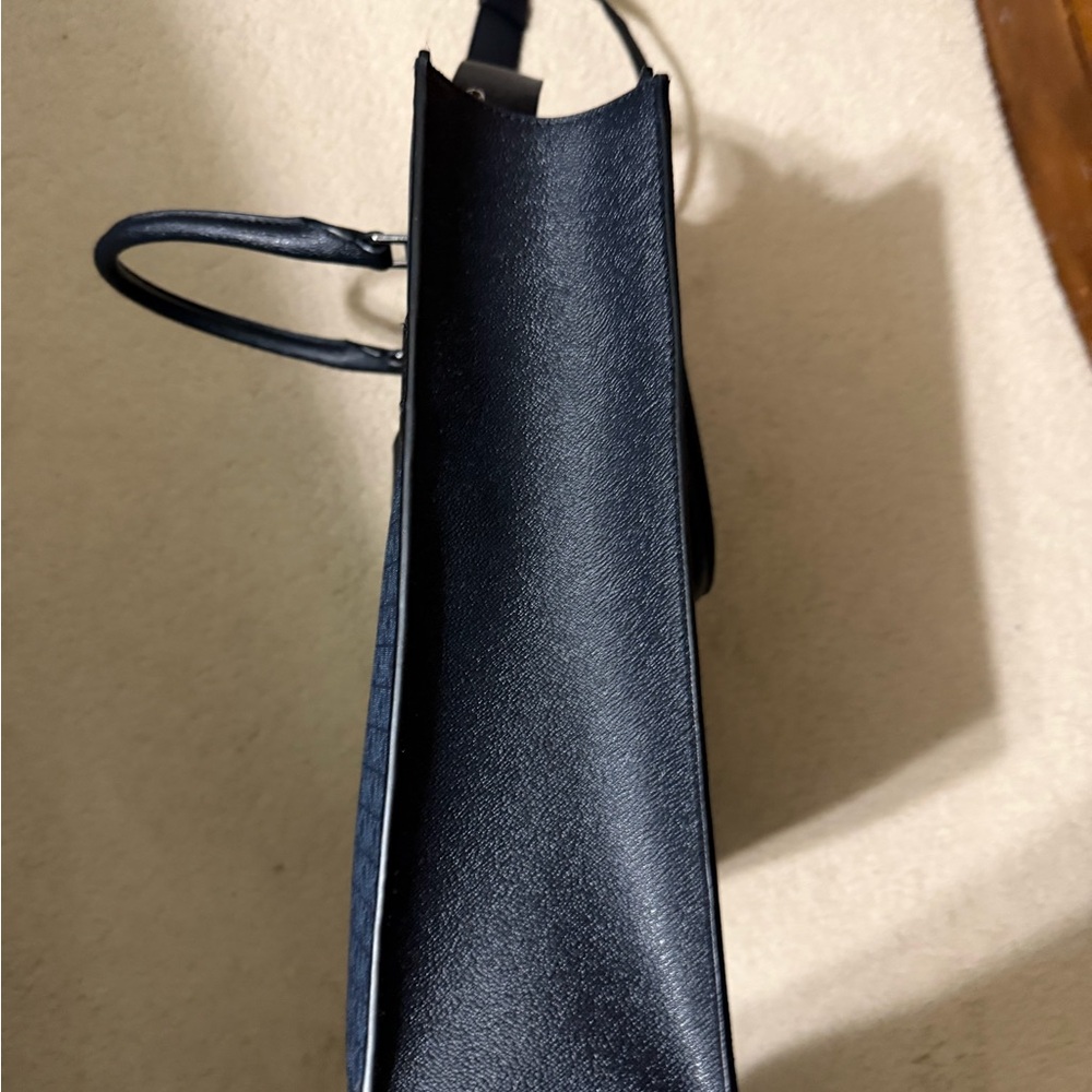 Michael Kors Blue Black Tote Bag - Picture 4 of 9